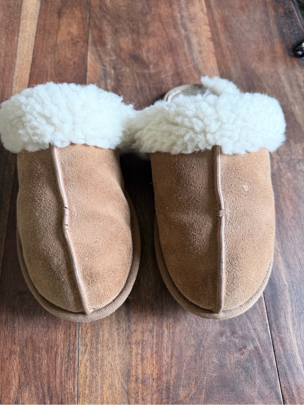 UGG Kids Chestnut Suede Shearling Cuff Slippers